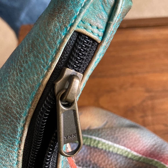 Anuschka Leather Handbag - Picture 6 of 9